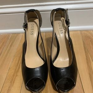 Guess leather peep toe pumps size 8